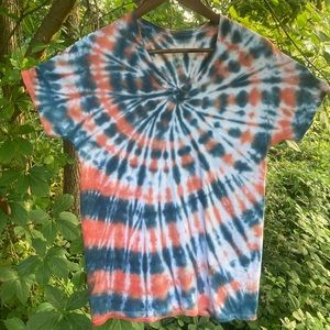 NWOT Custom Unisex Tie Dye T-Shirt